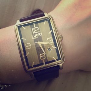 Authentic Lucky Brand Watch w Leather straps